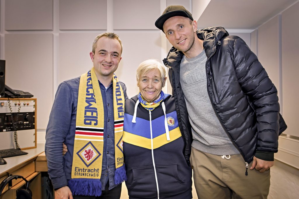 Markus Hörster, Christel Neumann und Jasmin Fejzic von Eintracht Braunschweig
